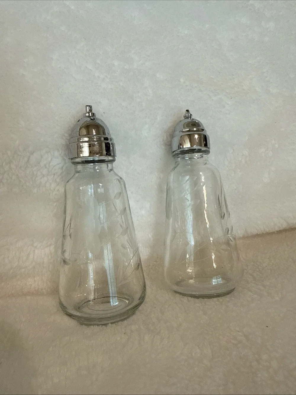 Princess house heritage crystal glass salt and pepper shakers no chips floral